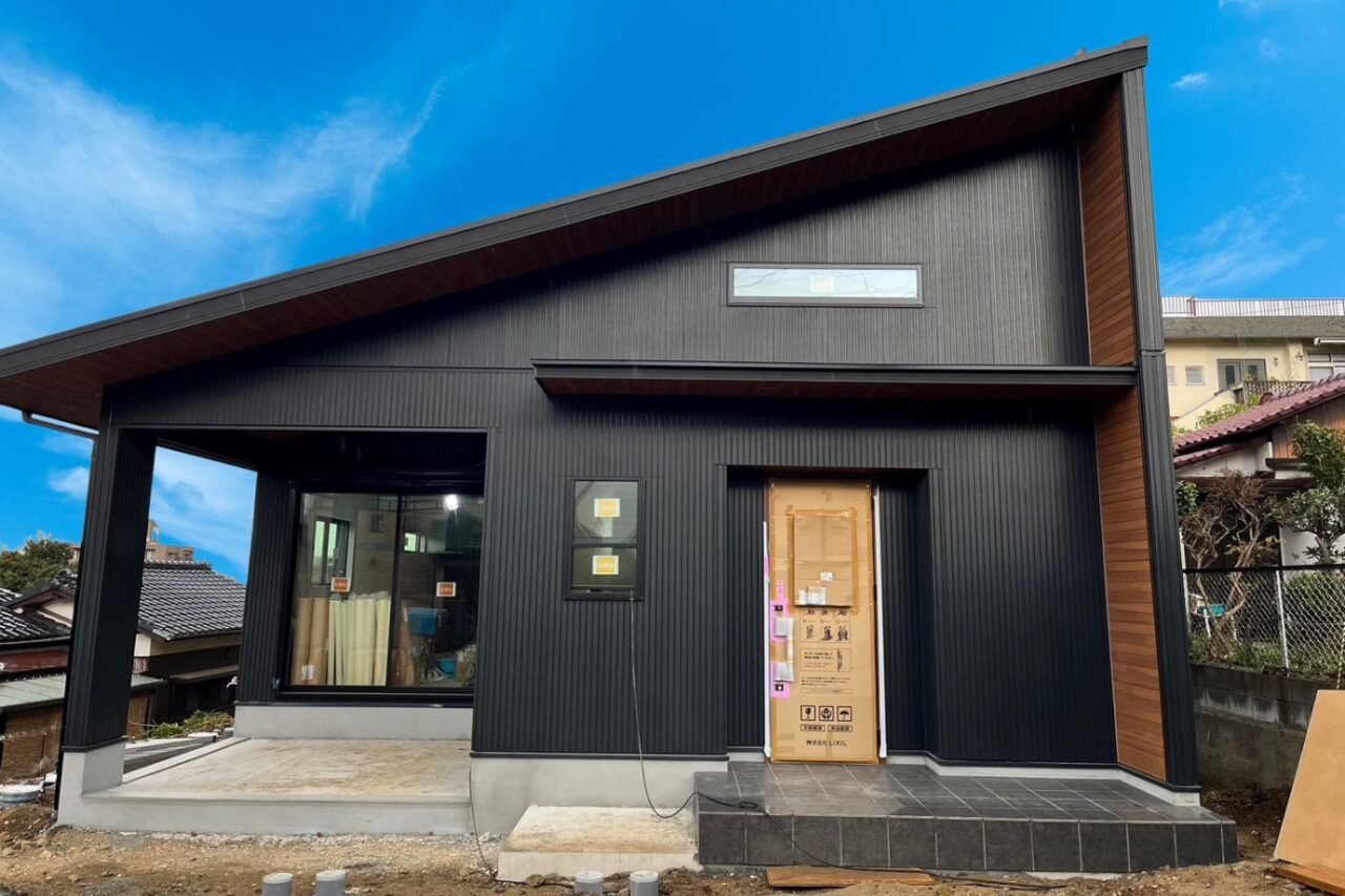 勾配天井が心地いい、家事がしやすい理想の平屋